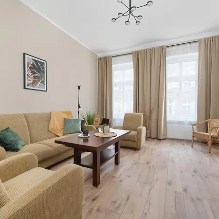 Διαμέρισμα Komfortowy Blisko Rzeki We Wroclawiu Z Biurkiem I Wanna By Renters