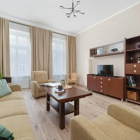 Komfortowy Blisko Rzeki We Wroclawiu Z Biurkiem I Wanna By Renters Appartement